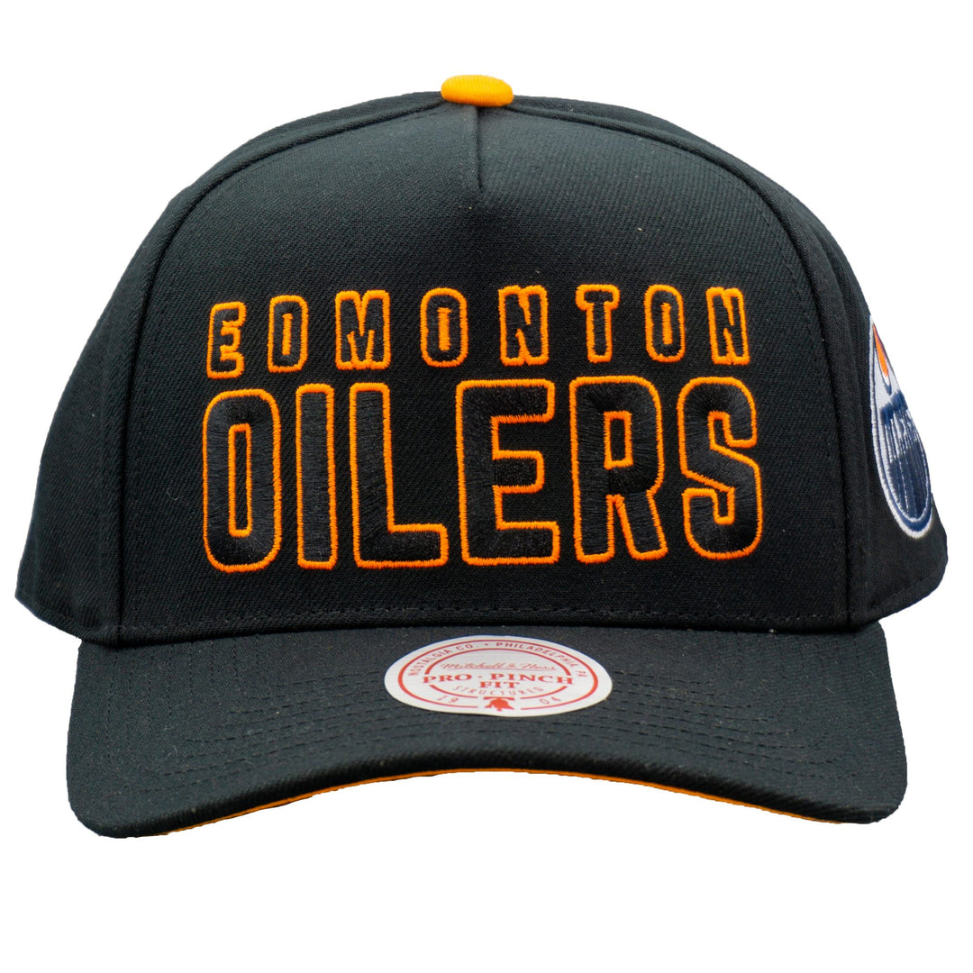 Edmonton Oilers Mitchell & Ness Black Classic Act Pro Pinch Snapback Hat