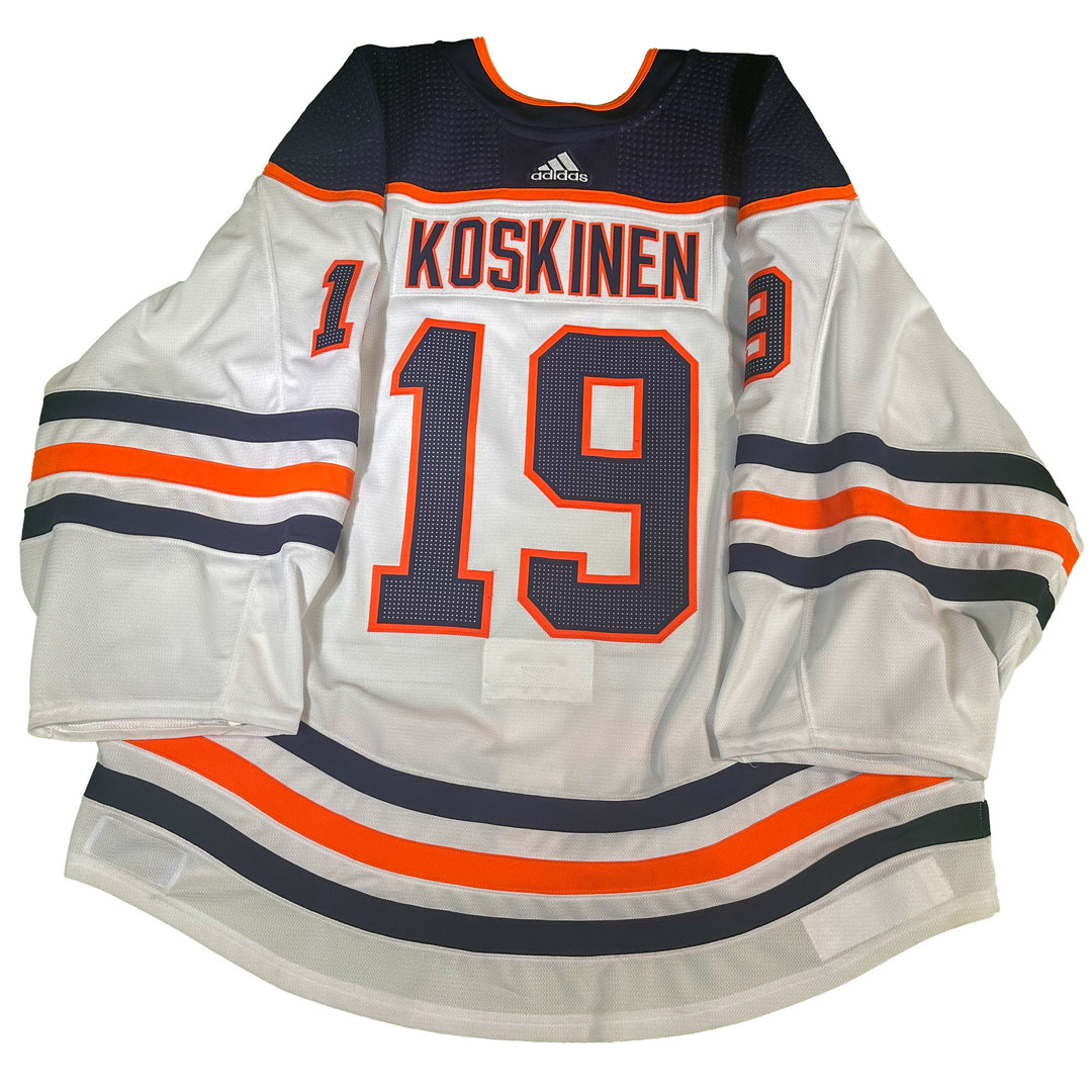 Mikko Koskinen Edmonton Oilers Game Worn Jersey - 2020-21 Playoffs White Set #3 - T04104