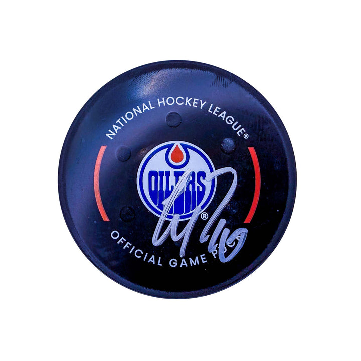 Corey Perry Edmonton Oilers Autographed Playoff Goal Puck - May. 10/2025 vs Vegas Golden Knights #25114