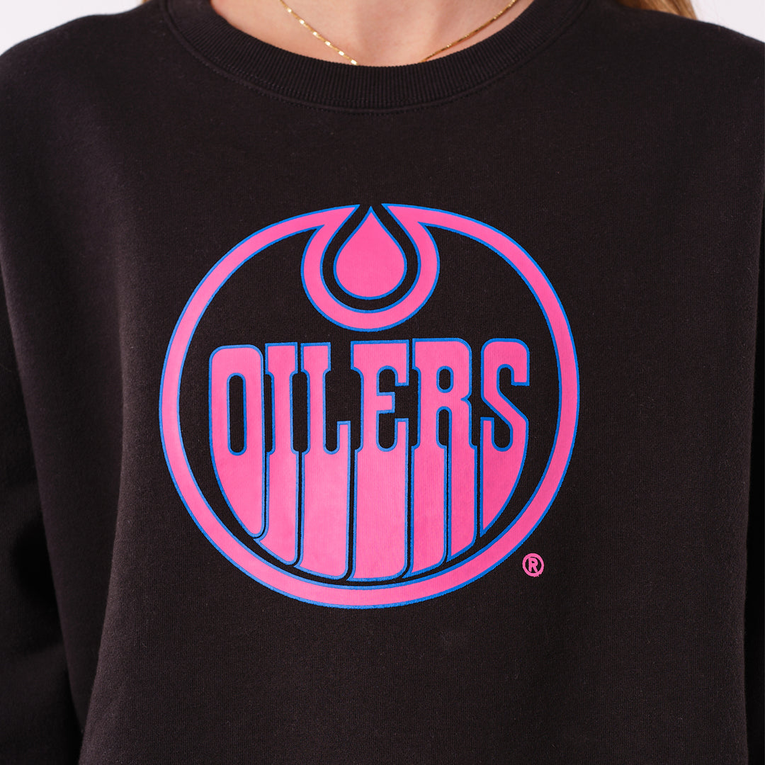 Edmonton Oilers Women's 22Fresh Neon Black Boxy Cropped Crewneck Sweatshirt