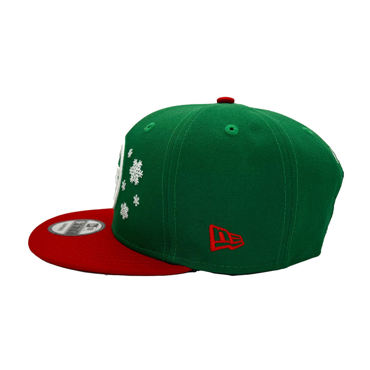Edmonton Oilers New Era Green & Red Holiday Snowflake 9FIFTY Snapback Hat