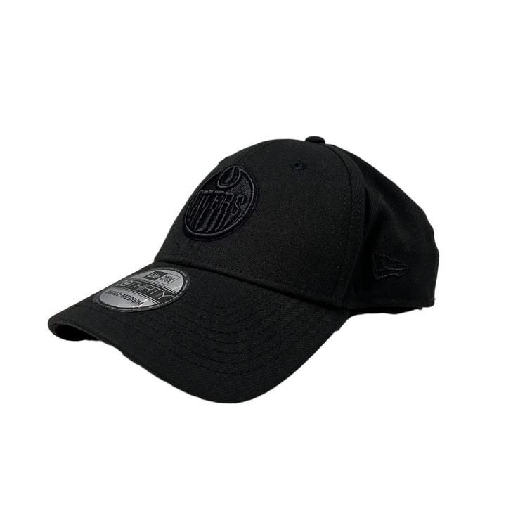 Edmonton Oilers New Era Black & Black 39THIRTY Core Classic Flex Hat