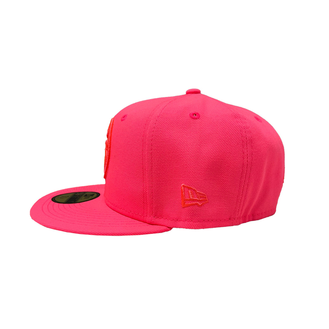 Edmonton Oilers New Era Neon Pink Glow 59FIFTY Fitted Logo Hat