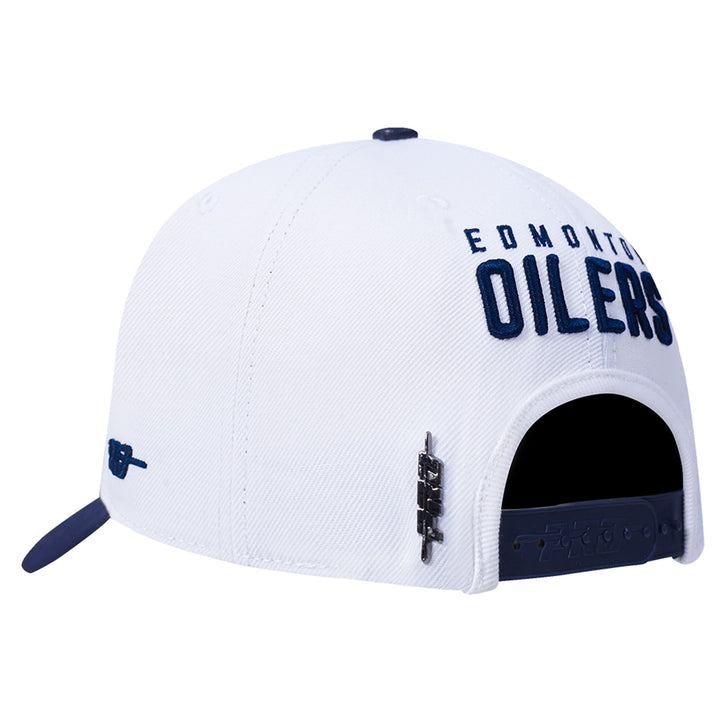 Edmonton Oilers Pro Standard Country Club White Snapback Hat