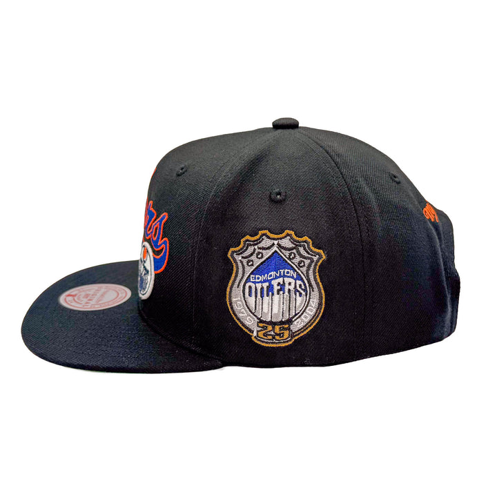 Edmonton Oilers Mitchell & Ness Black Oversweep Snapback Hat