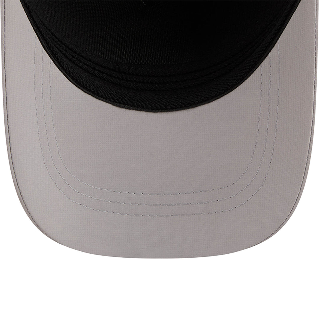 Edmonton Oilers New Era Grey Patch 39THIRTY M-Crown Flex Hat