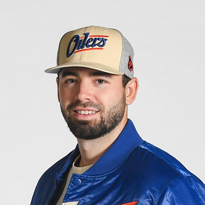 Edmonton Oilers Starter Cream Alternate Logo Melton Wool Flat Brim Snapback Hat