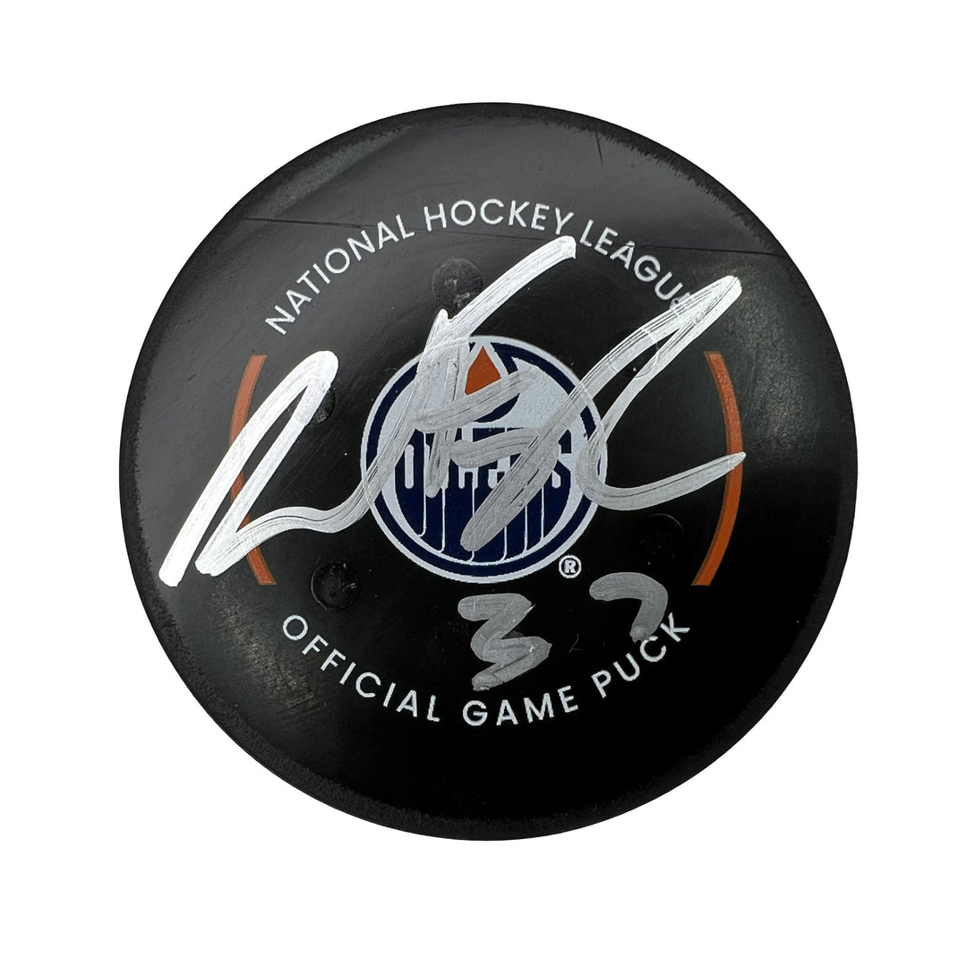 Warren Foegele Edmonton Oilers Autographed Preseason Goal Puck - Oct. 3/2022 vs Vancouver Canucks #18614
