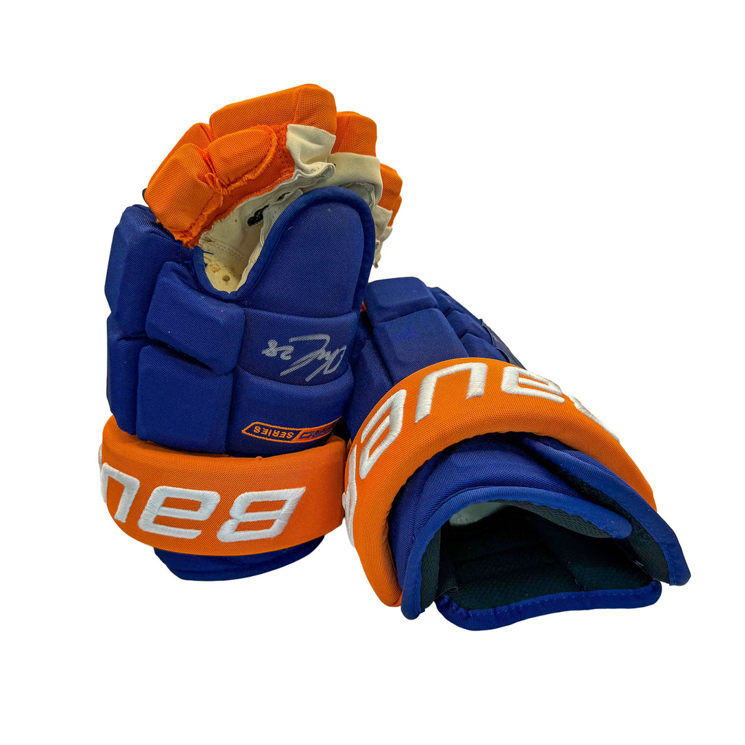 Jack Roslovic Edmonton Oilers Signed Game Worn 2025-26 Bauer Royal Hockey Gloves #26545