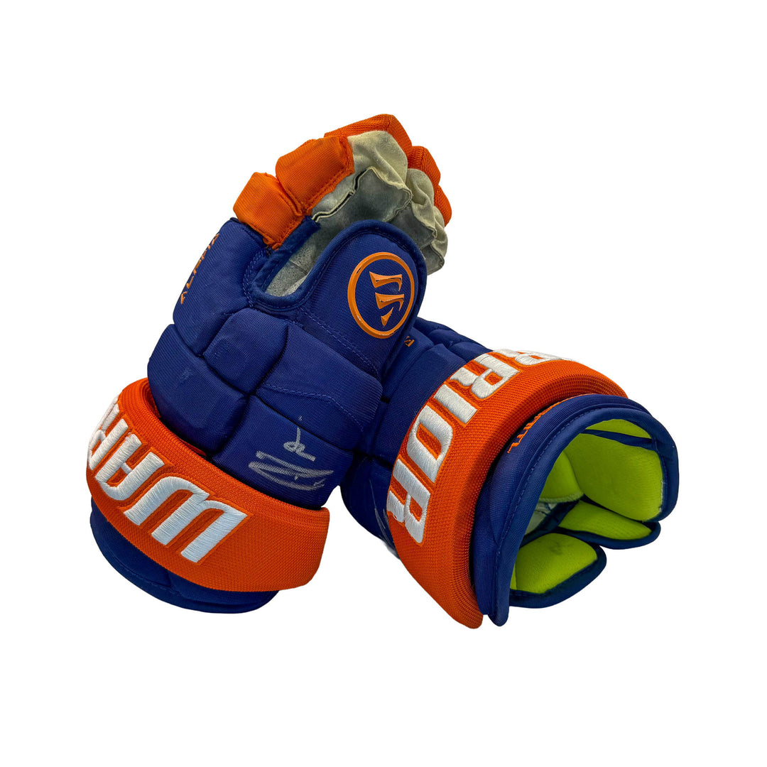 Leon Draisaitl Oilers Signed Game Worn 2025-26 Warrior Royal Hockey Gloves #26576