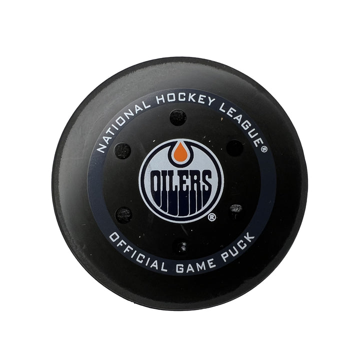 Connor McDavid Edmonton Oilers Preseason Goal Puck - Oct. 4/2021 vs Calgary Flames #18052