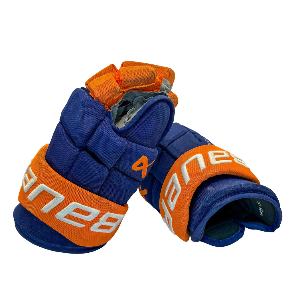Trent Frederic Edmonton Oilers Signed Game Worn 2025-26 Bauer Royal Hockey Gloves #26503