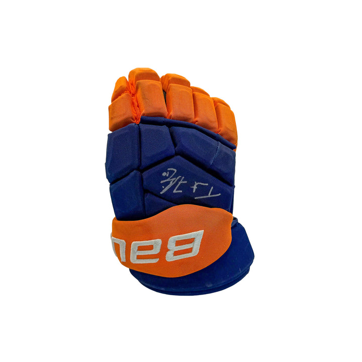 Trent Frederic Edmonton Oilers Signed Game Worn 2025-26 Bauer Royal Hockey Gloves #26503